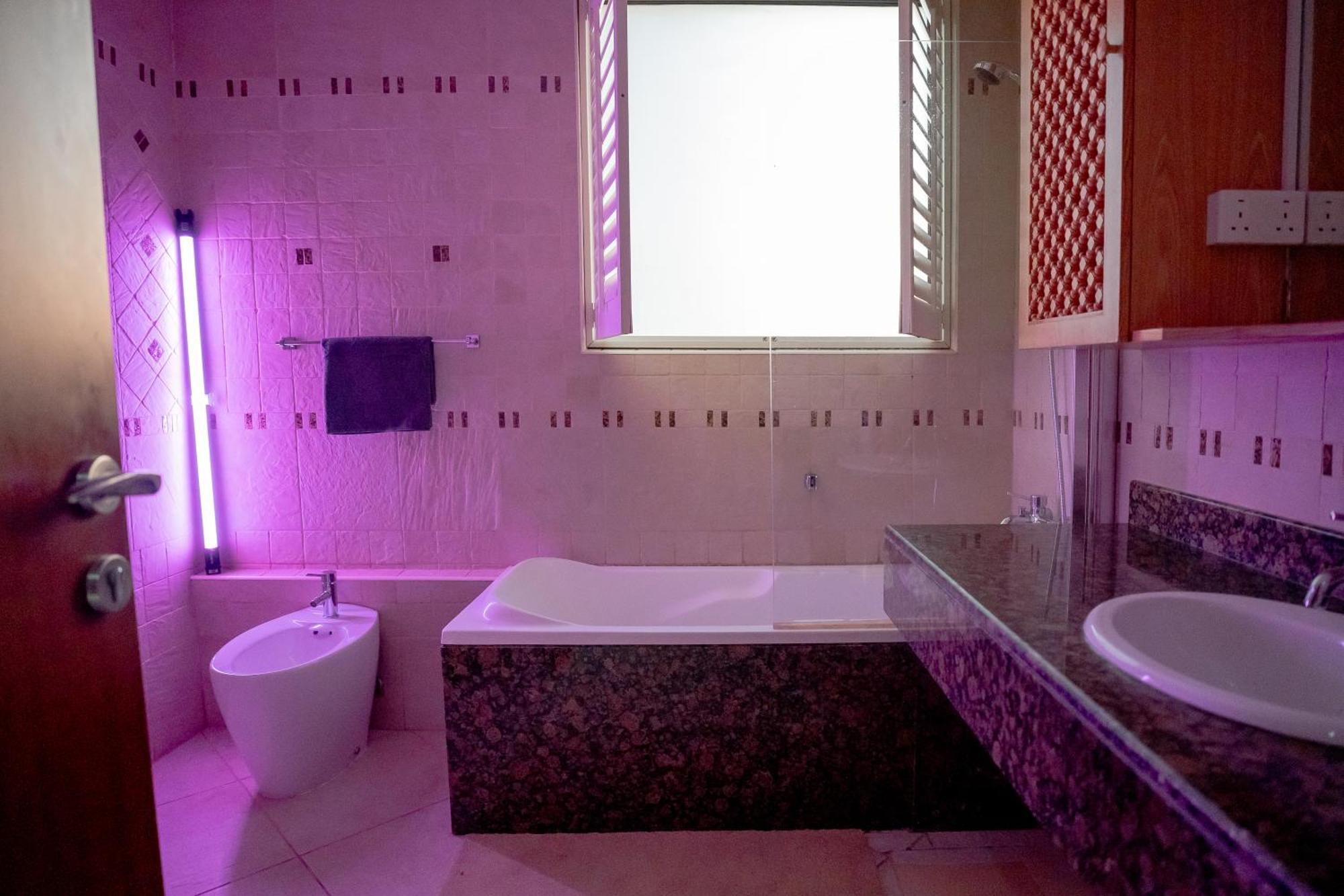 Berloga Capsule Jbr Hotel Dubai Exterior photo